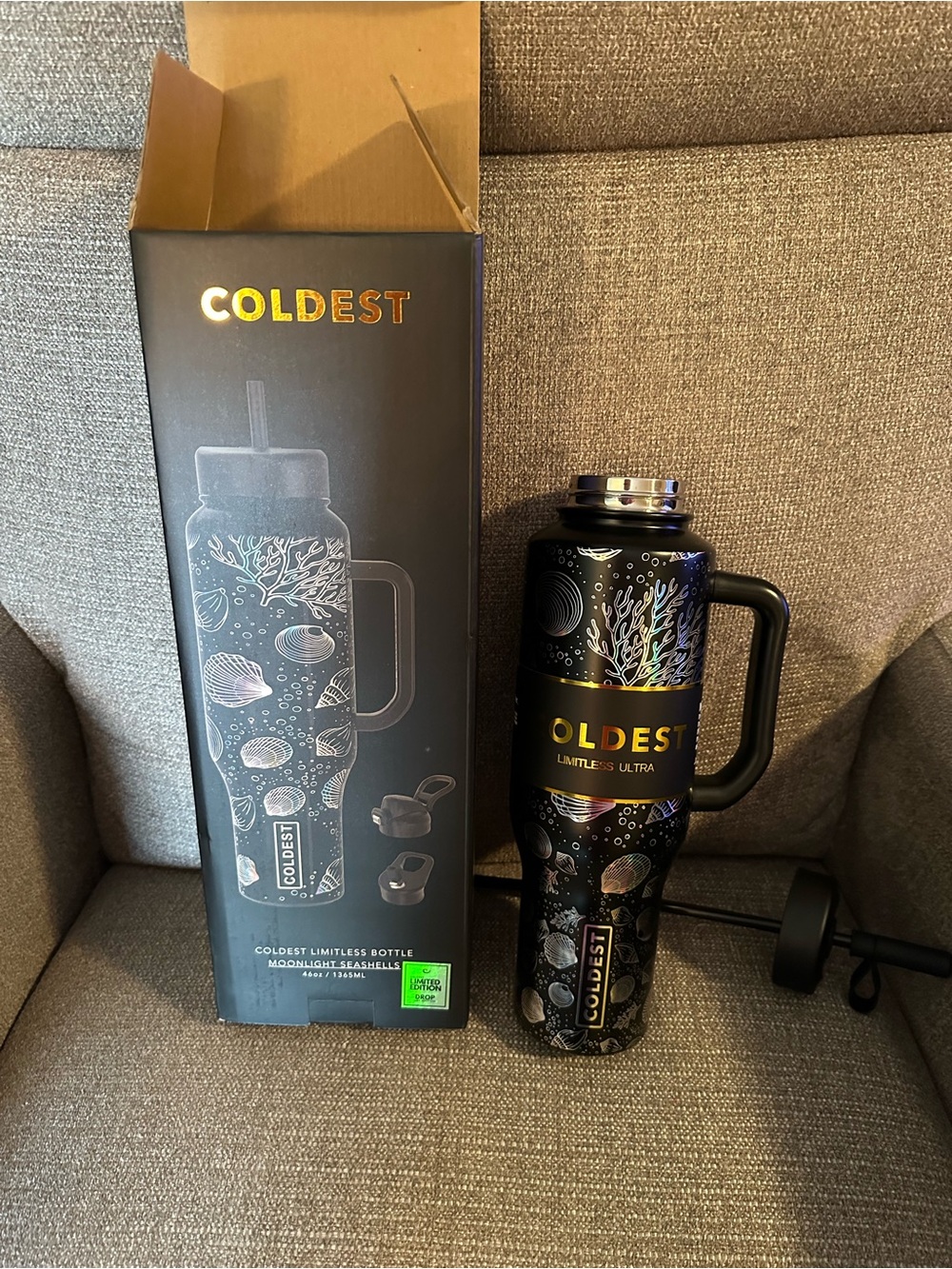 NWT Coldest Limitless Ultra Sea Shells Travel Mug - 46oz